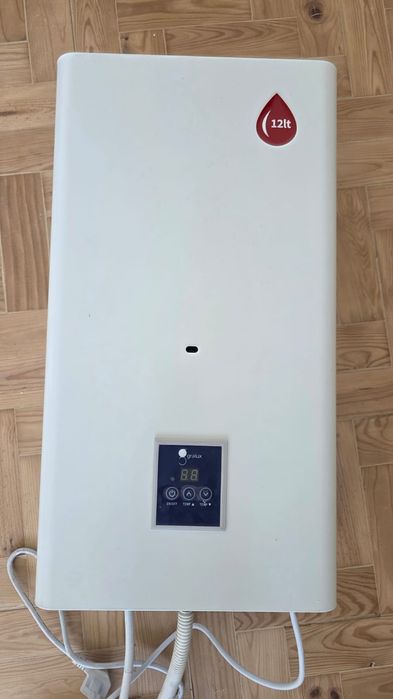 Esquentador Gralux 11L (ventilado) Novo