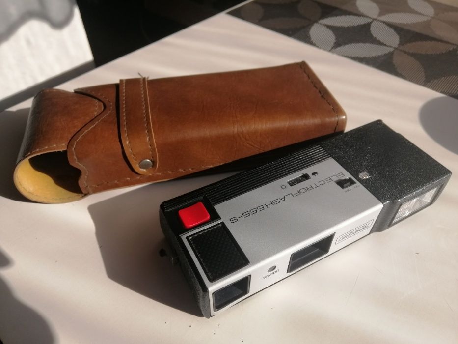 Фотокамера Continental Electroflash 555-S Винтаж 1975 г.
