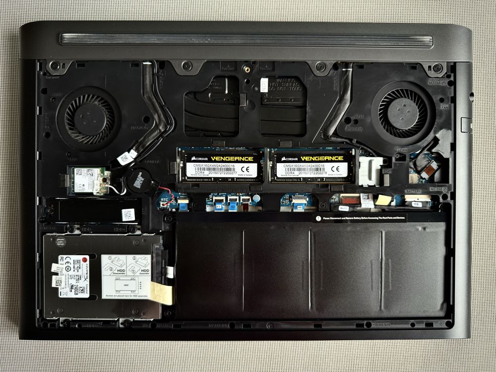 Dell Inspiron 7577 i5-7300HQ, GTX 1060 Max-Q, 16GB RAM, 500GB NVMe