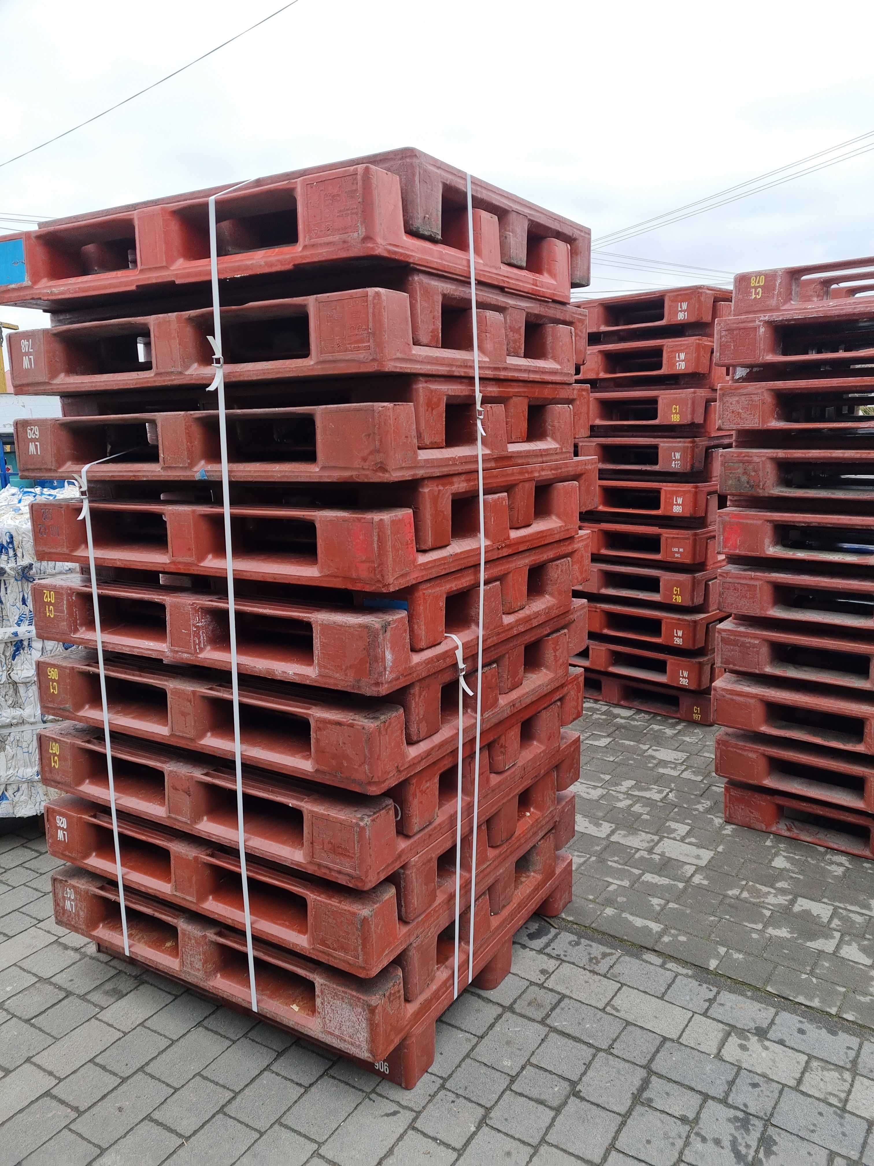 Palety plastikowe 100x100 cm | 114x114 cm | 120x100 cm | 120x80 cm