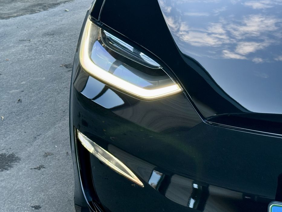 Продам Tesla model X