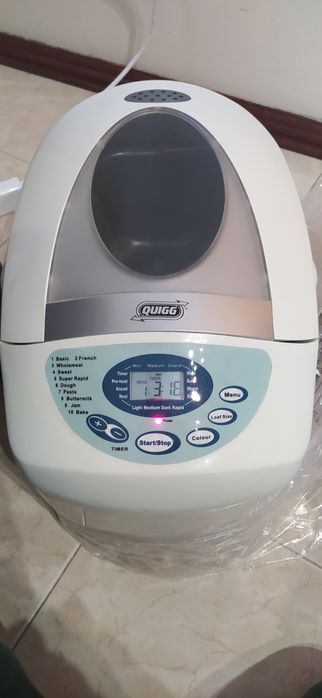 Máquina de cozer pão