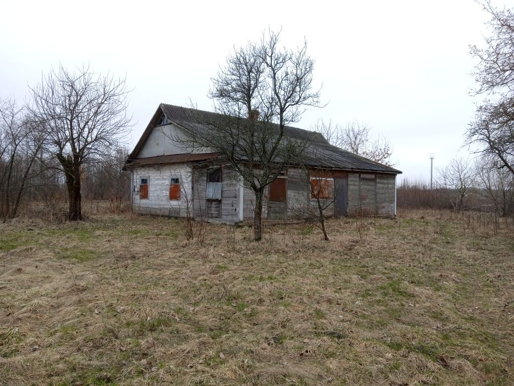 Нежилий будинок с.Полиці хутір Березник 8