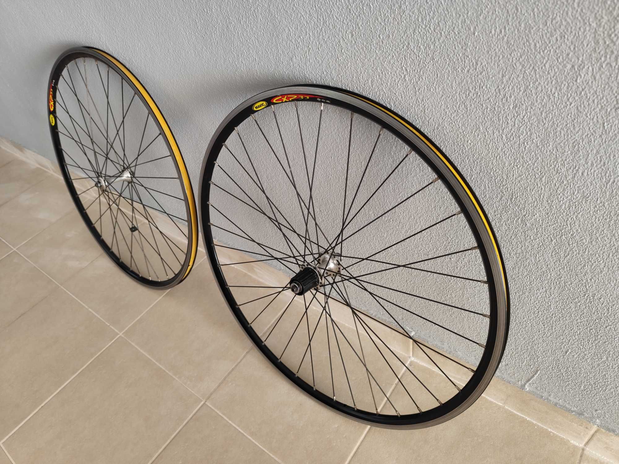 Conjunto de rodas de ciclismo de estrada MAVIC/Shimano