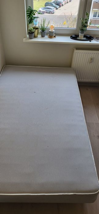 Lożko 120x200 ikea