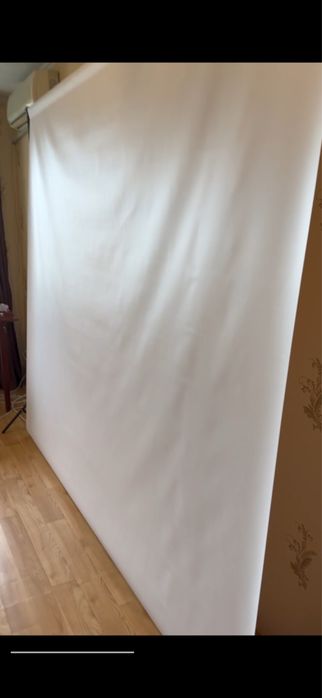 Білий фотофон 2.5*3 та якісні ворота, продається як окремо, так і разо