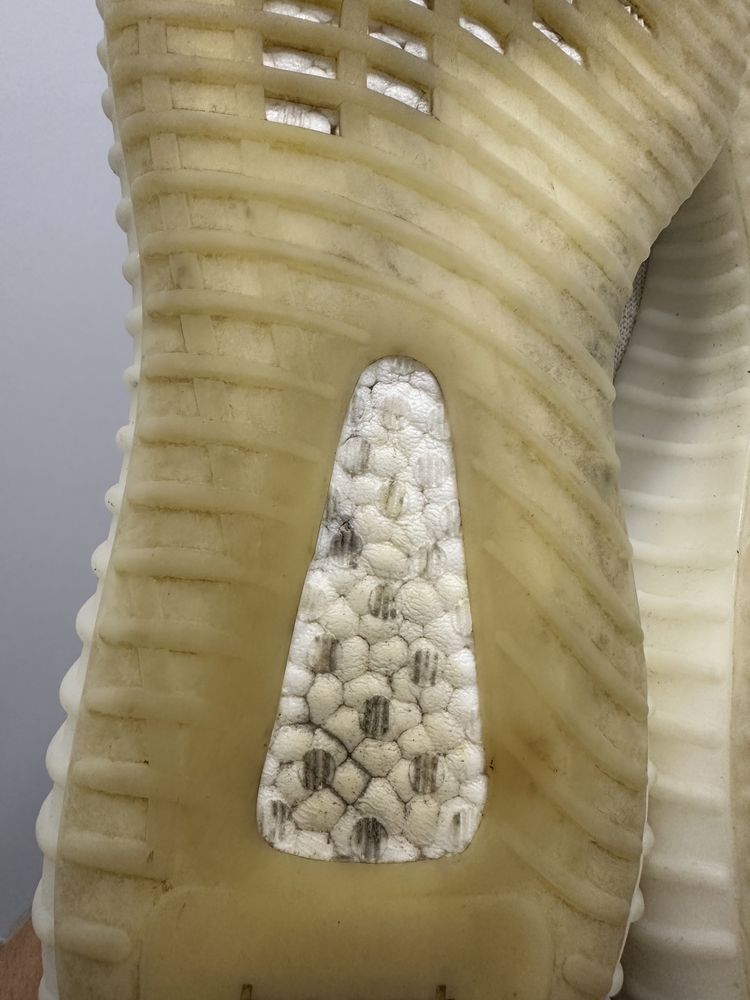 Adidas yeezy boost 350 bone rozmiar 46