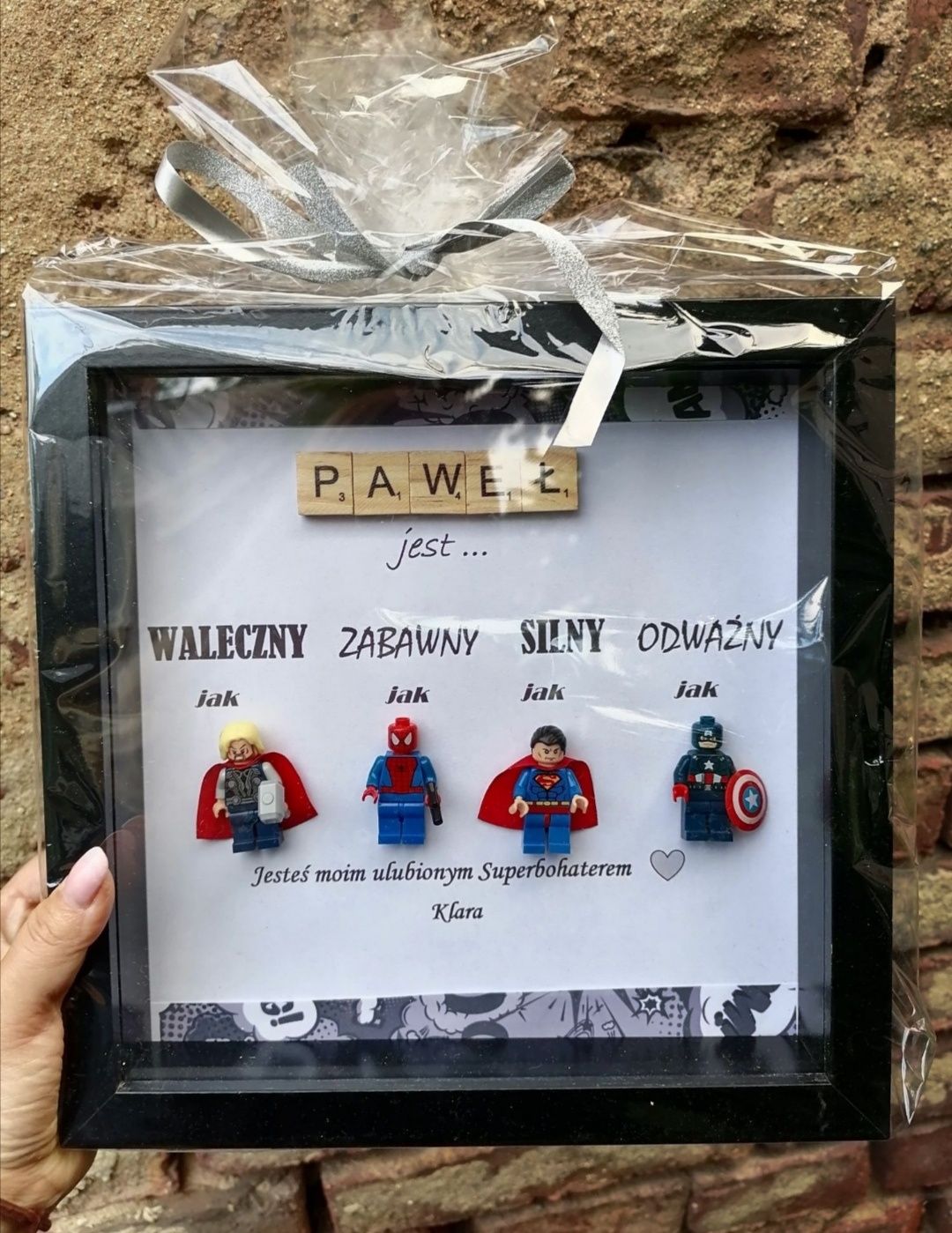 Ramka czarna na prezent dla Taty dzień ojca figurki jak lego Superman