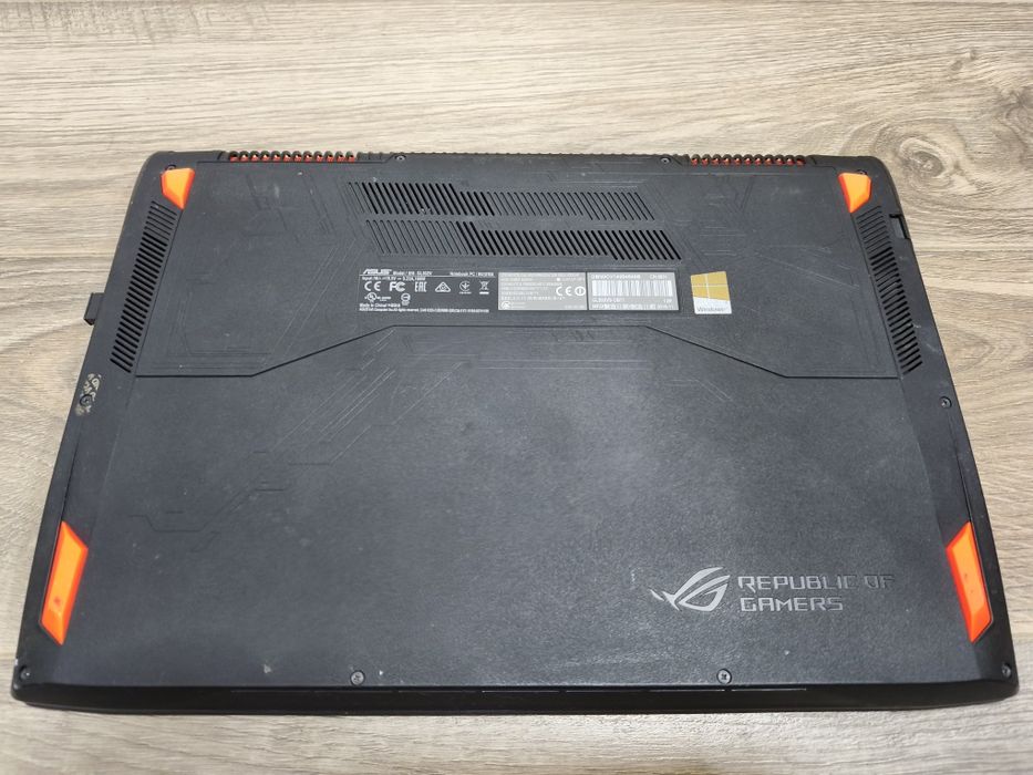Ноутбук игровой Аsus Strix gl502vs / GTX 8Gb / i7