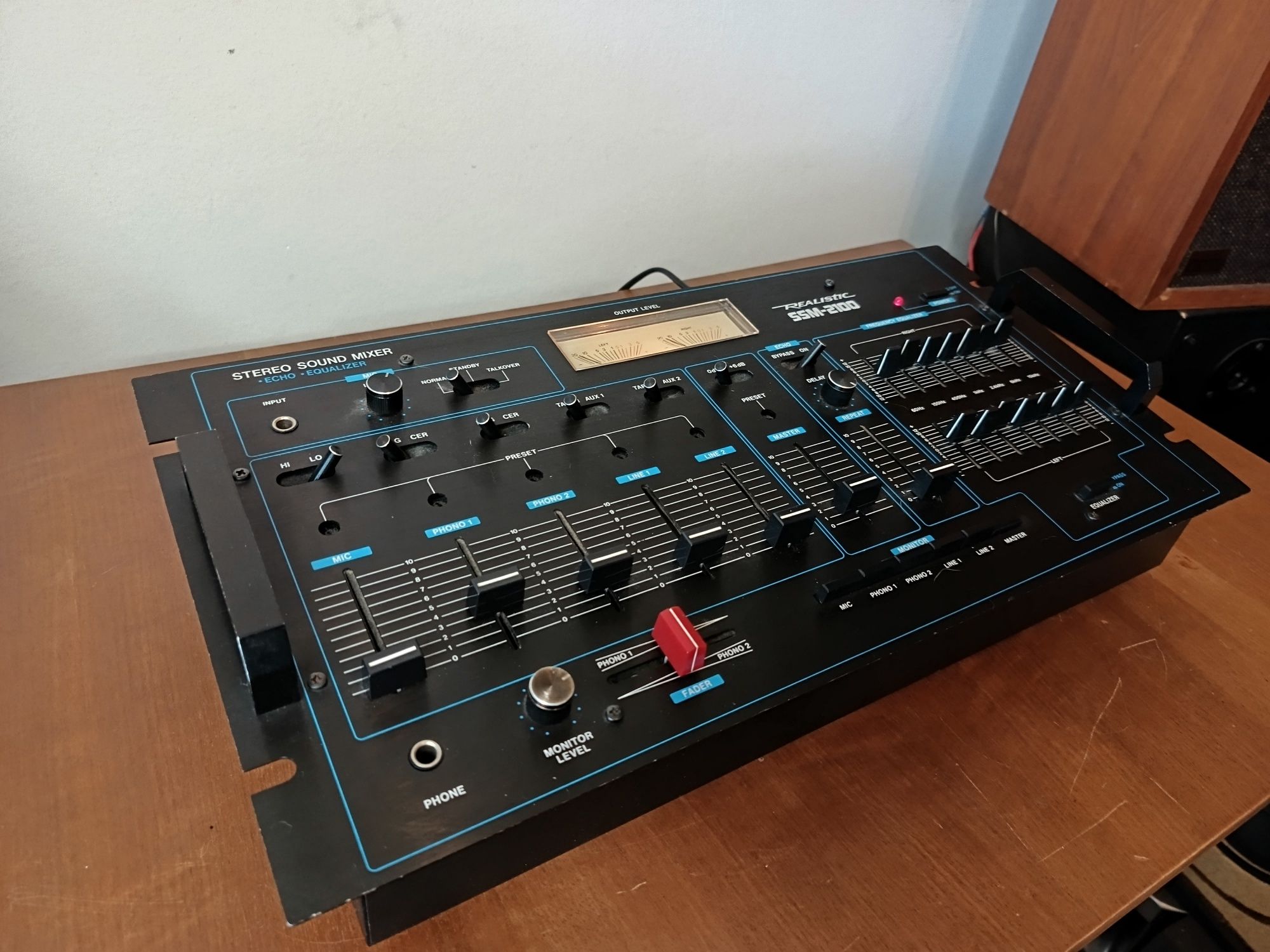 Mixer audio REALISTIC SSM - 2100