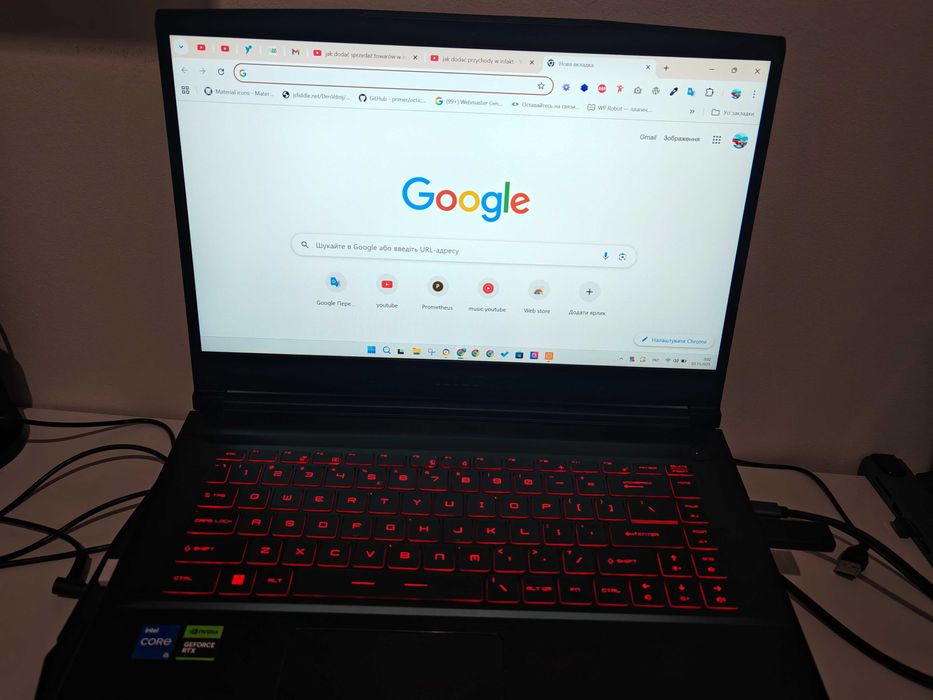 Laptop gamingowy MSI i5-12450H 16gb Ram 512gb + podstawa chłodząca