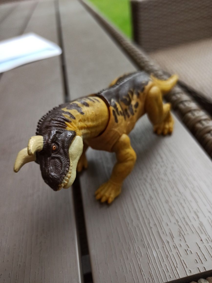 Shringasaurus Mattel Jurassic World HCL84