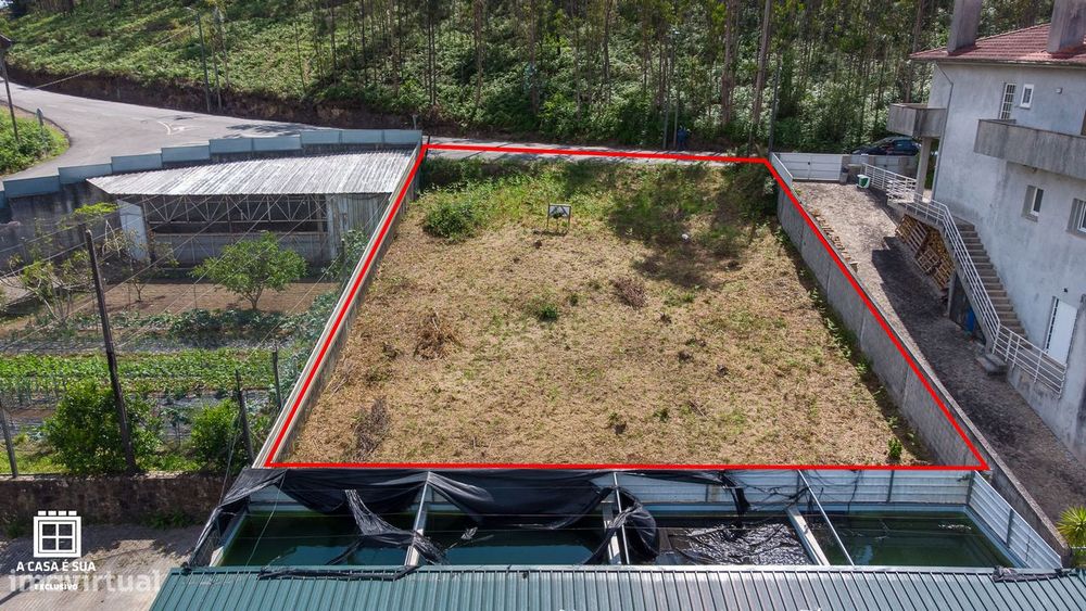 Terreno urbano em Romariz - Exclusivo