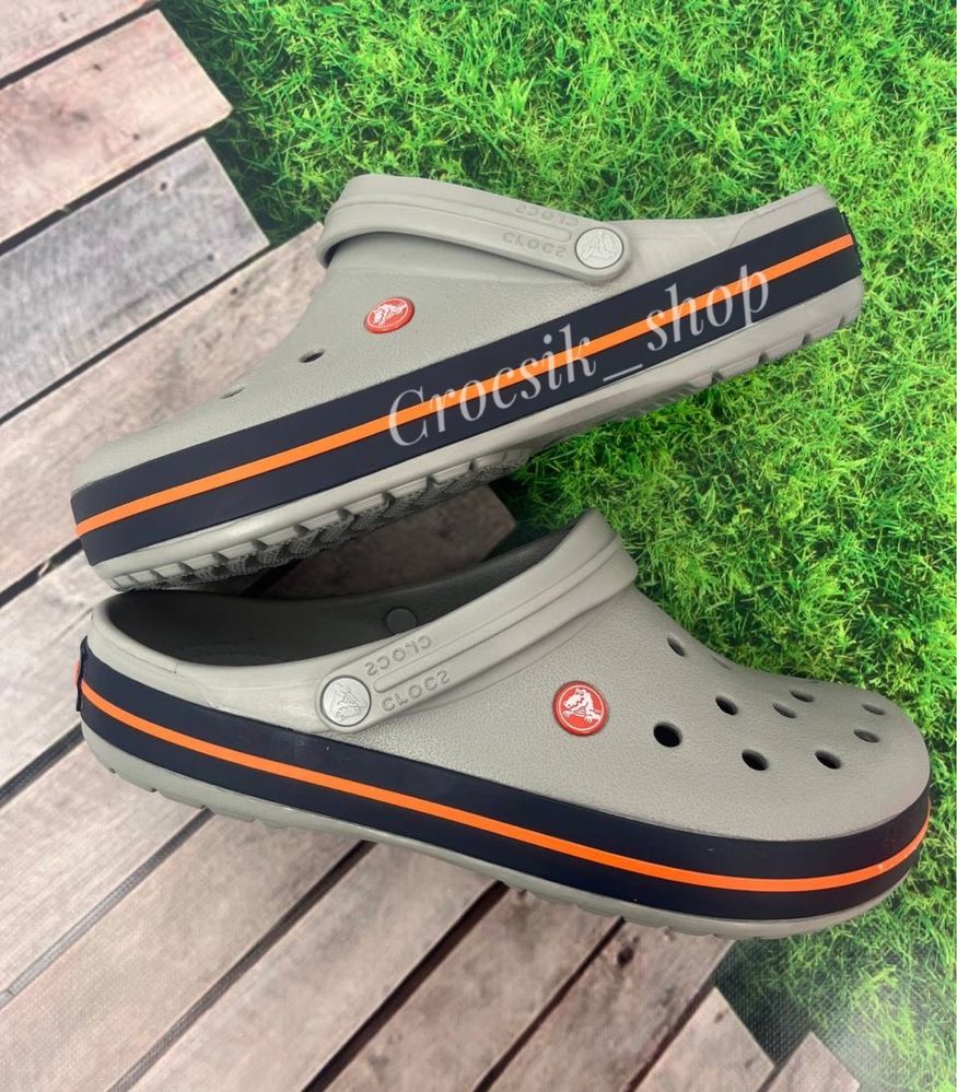 У наявності чоловічі крокс crocs crocband