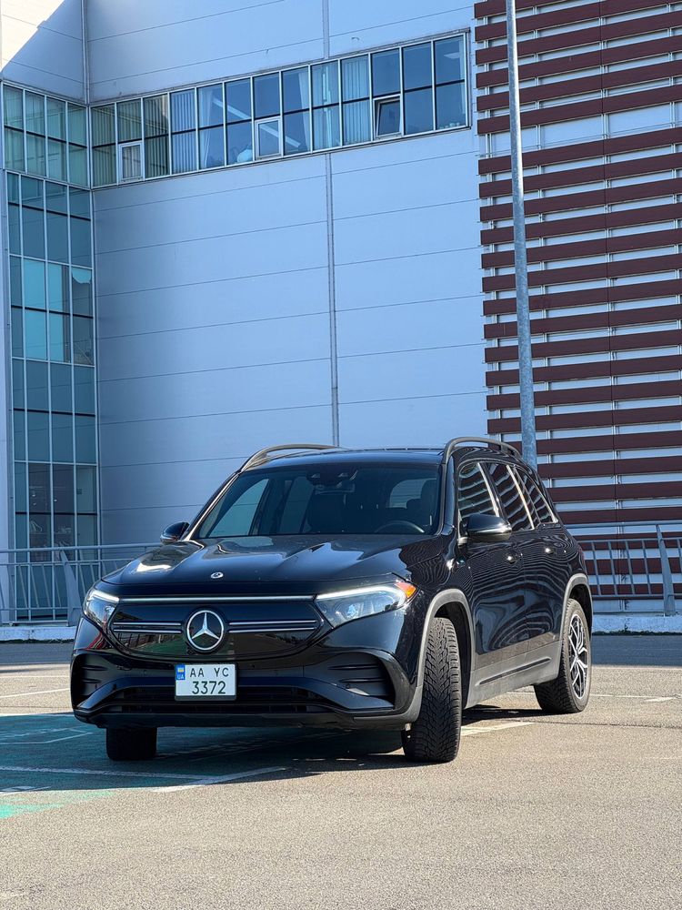 Mercedes-Benz EQB 2022 350 4Matic AMG Look