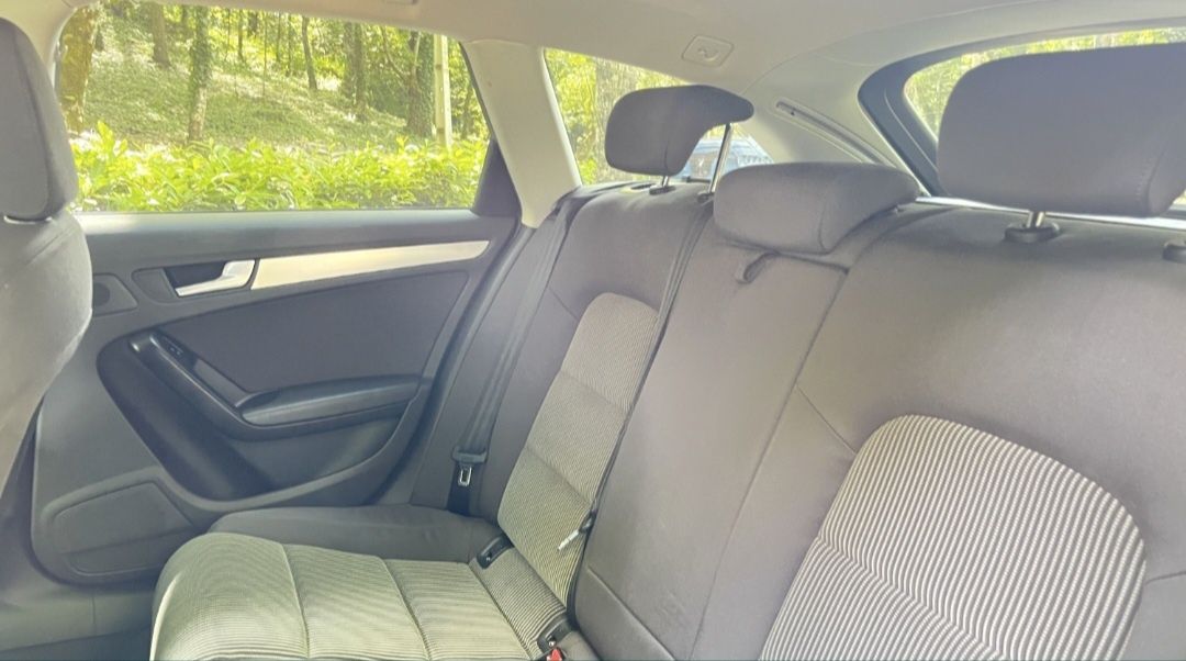 Vende- se carrinha Audi A4 2.0 TDI 143 cv