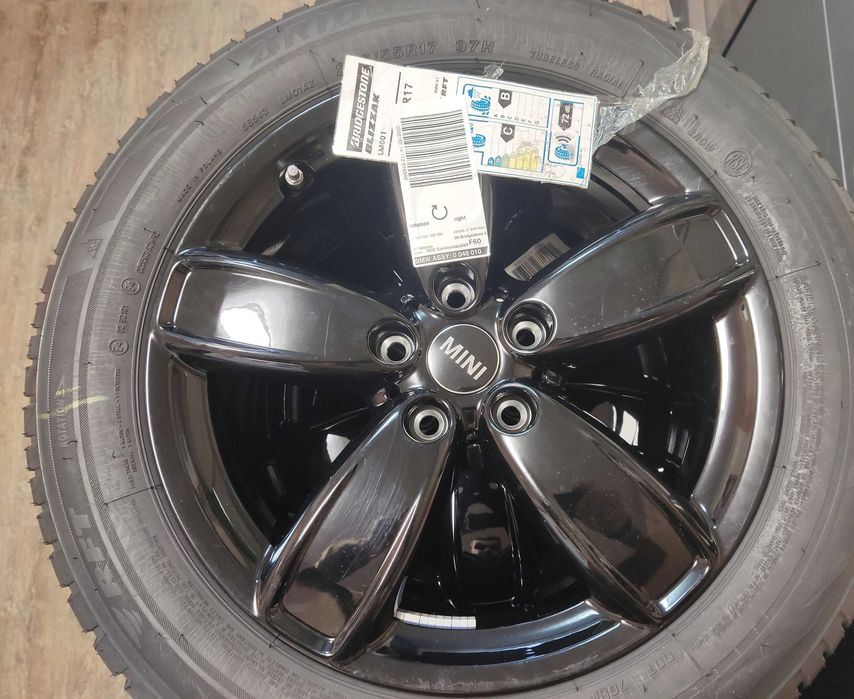 MINI ДИСКИ ОРИГІНАЛ 7,5Jx17 5/112 ET52 d66.6 та 225/55 R17 97H M+S