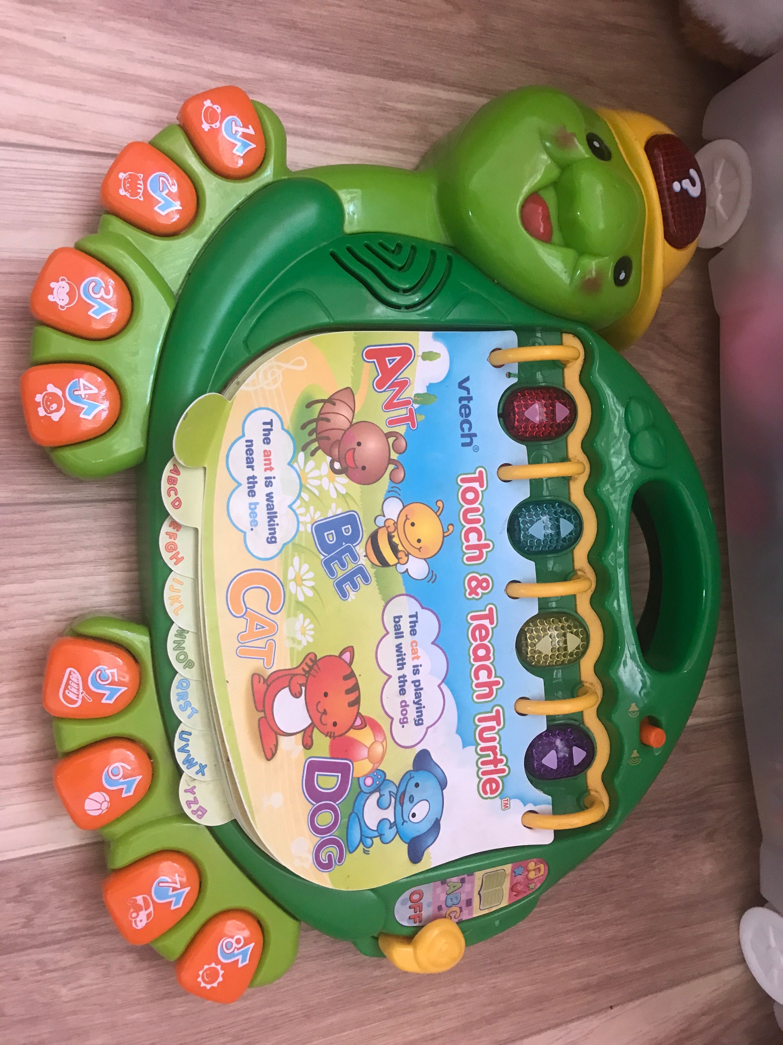 Do nauki języka Vtech Touch and Teach Turtle