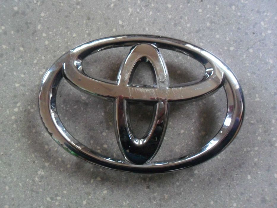 TOYOTA PROACE bus znaczek emblemat przód