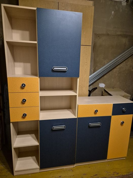 Szafa + komoda do pokoju dziecięcego