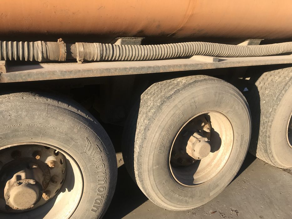 Напівпричіп-цистерна ЕХО 99983 2004р