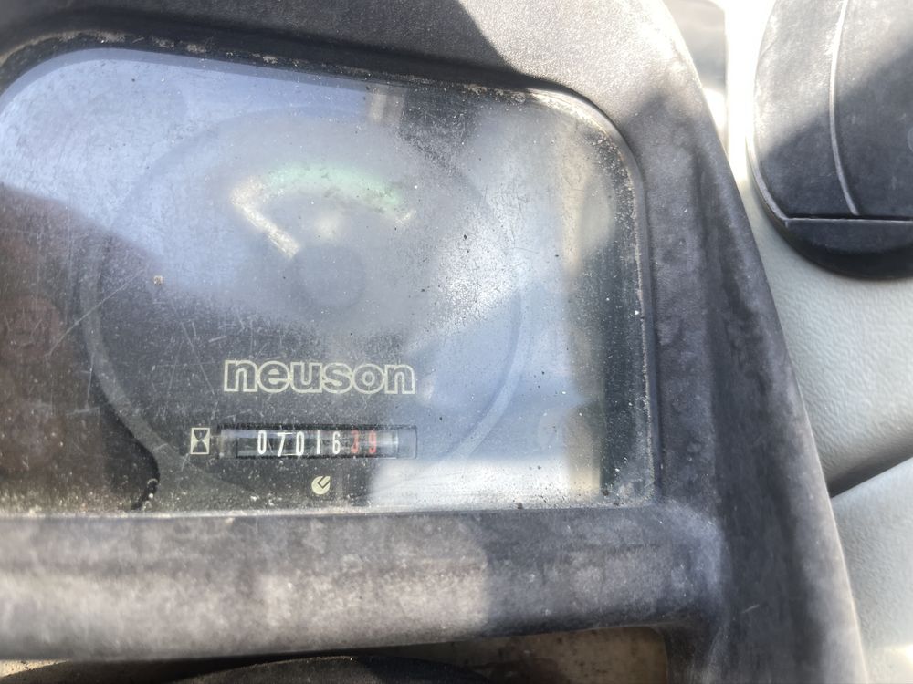 Екскаватор NEUSON 8002RD