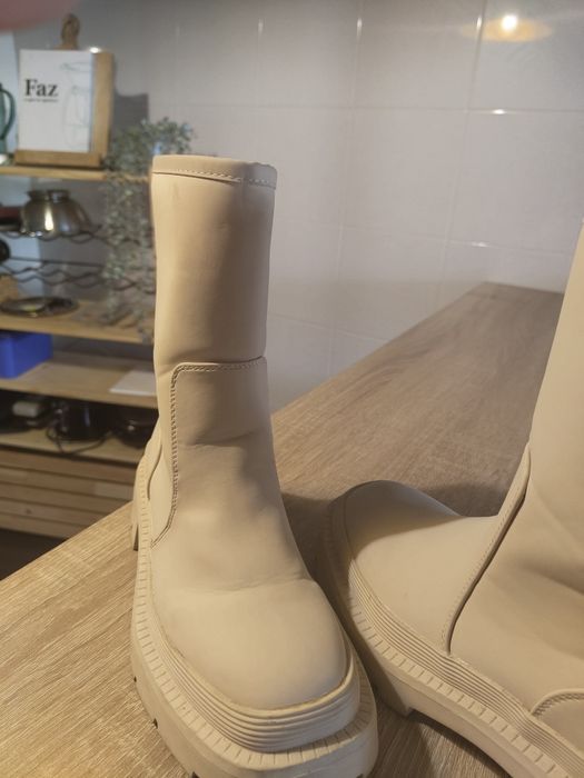 Botas tamanho 36