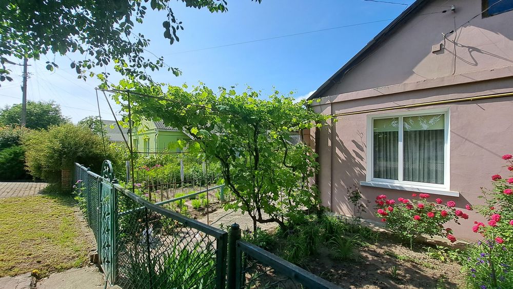 Продаж частини будинку