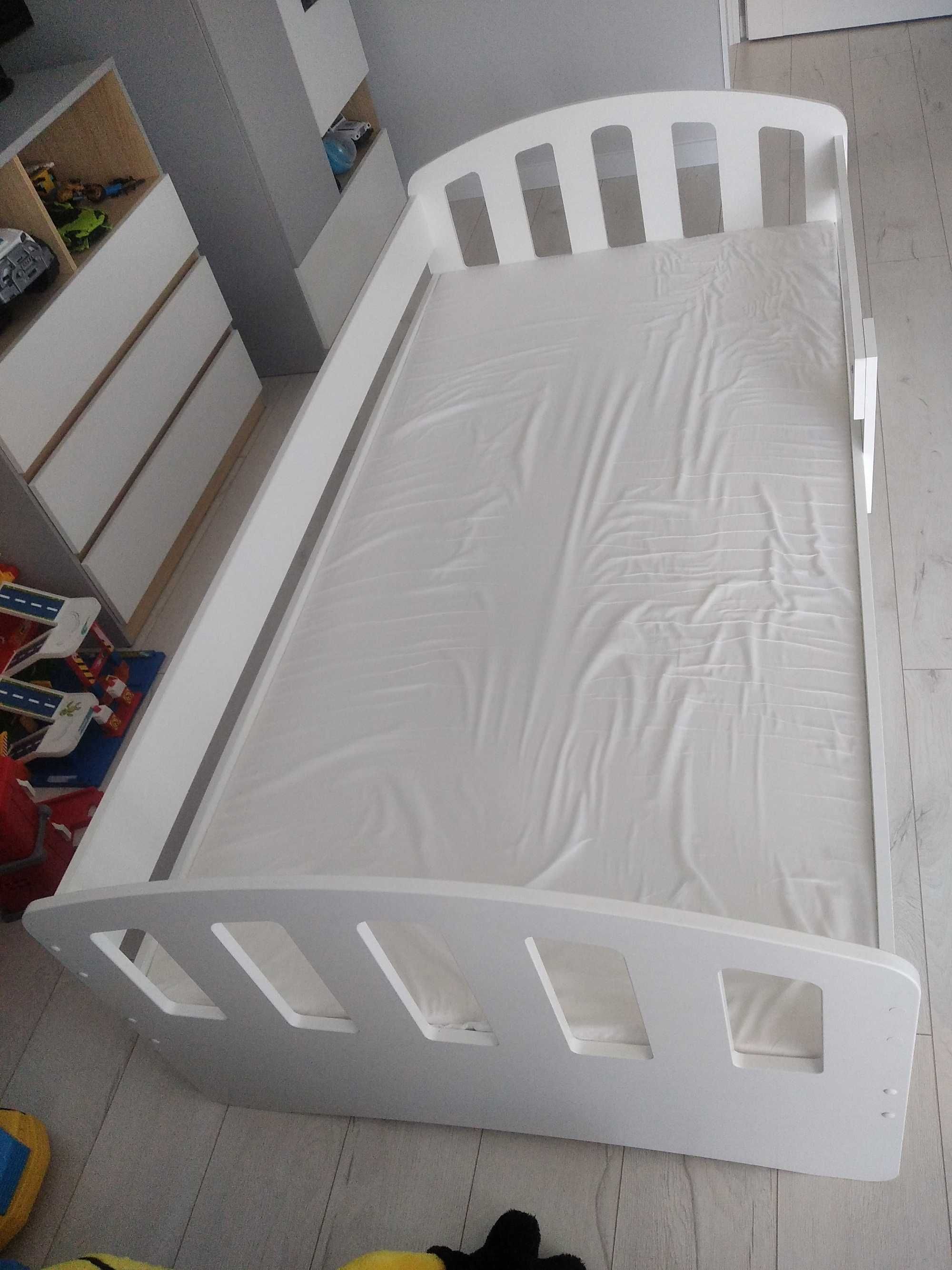 Łóżko Dziecięce z materacem 180x90 Białe 250zl