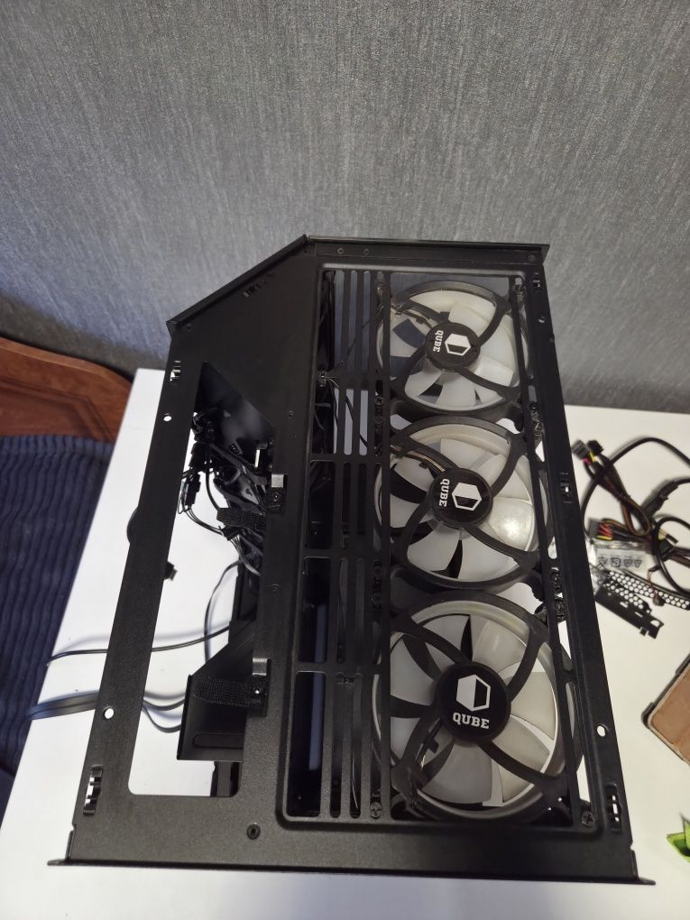 Корпус NZXT H6 Flow All Black (CC-H61FB-01)