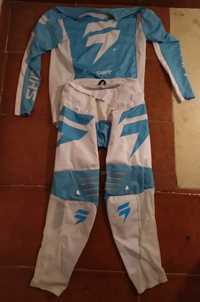 Equipamento motocross shift