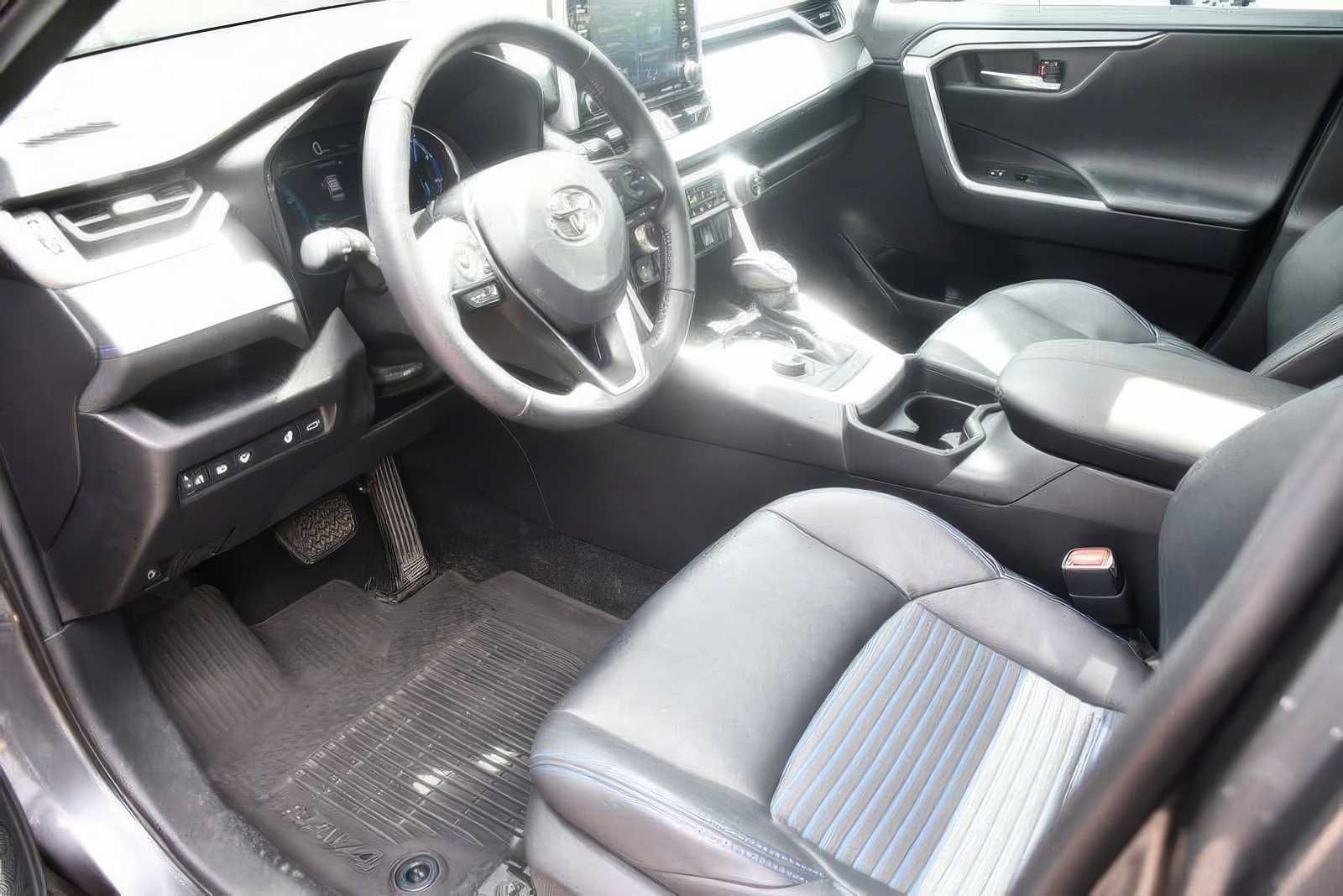 2021 Toyota RAV4 Hybrid XSE