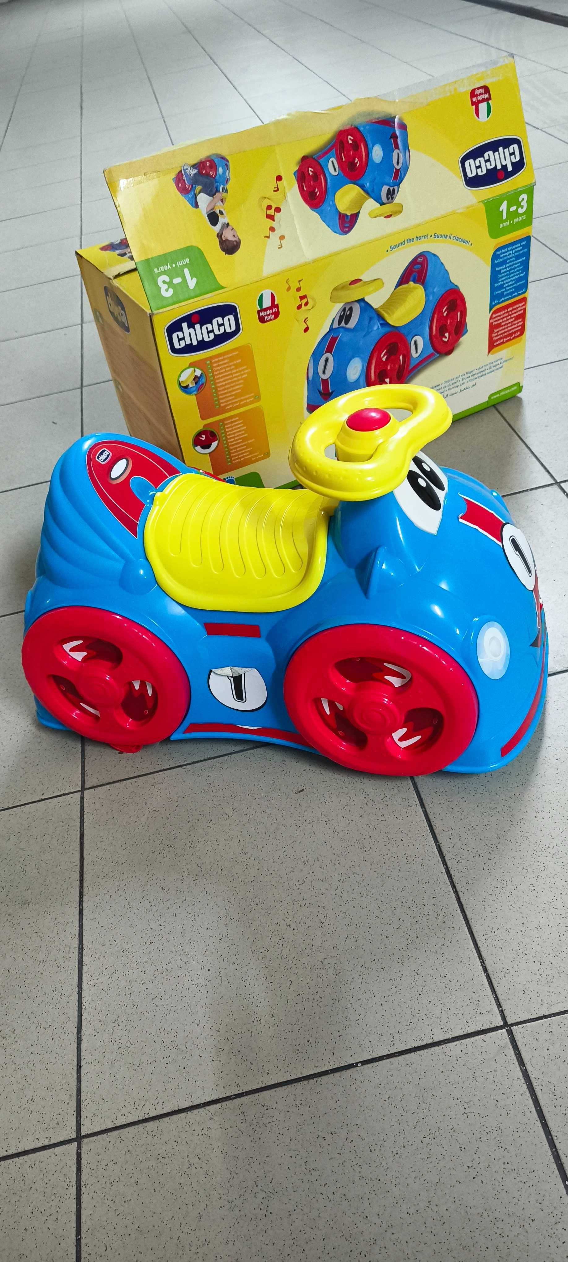 Carrinho de criança, 1 aos 3 anos.