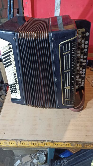 Баян производства  СССР