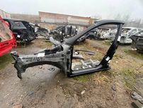 Четверть передняя левая NISSAN ROGUE Sport 17- G60316MAMA