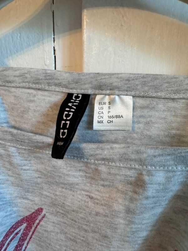 Szary crop top h&m z napisem S