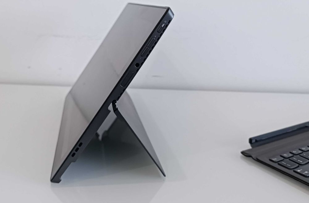 Lenovo MIIX520 – Híbrido Core i5 Quad-Core 12,2 polegadas touchscreen