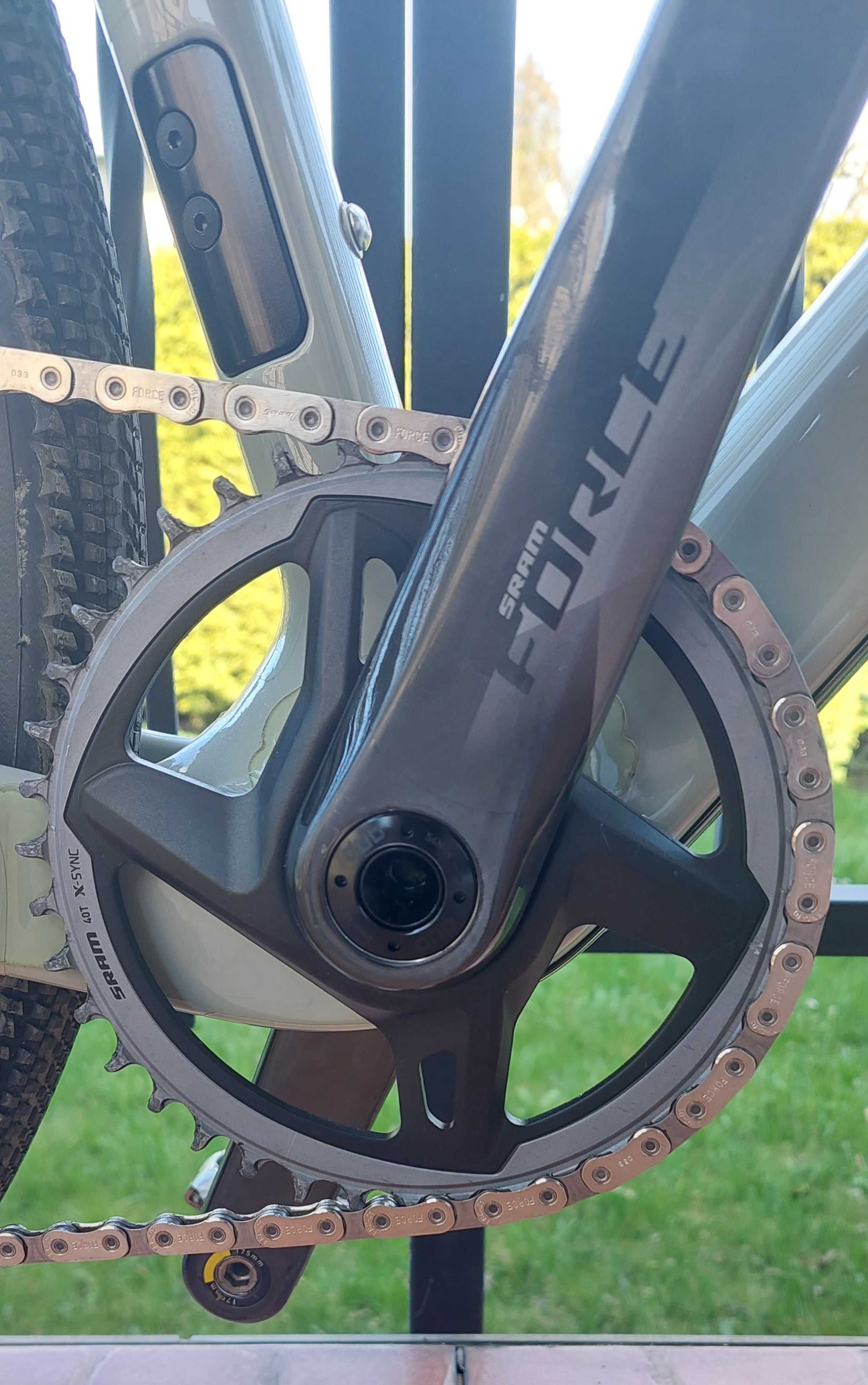 Rower gravelowy, karbon, Riverside GCR Sram Force eTape AXS