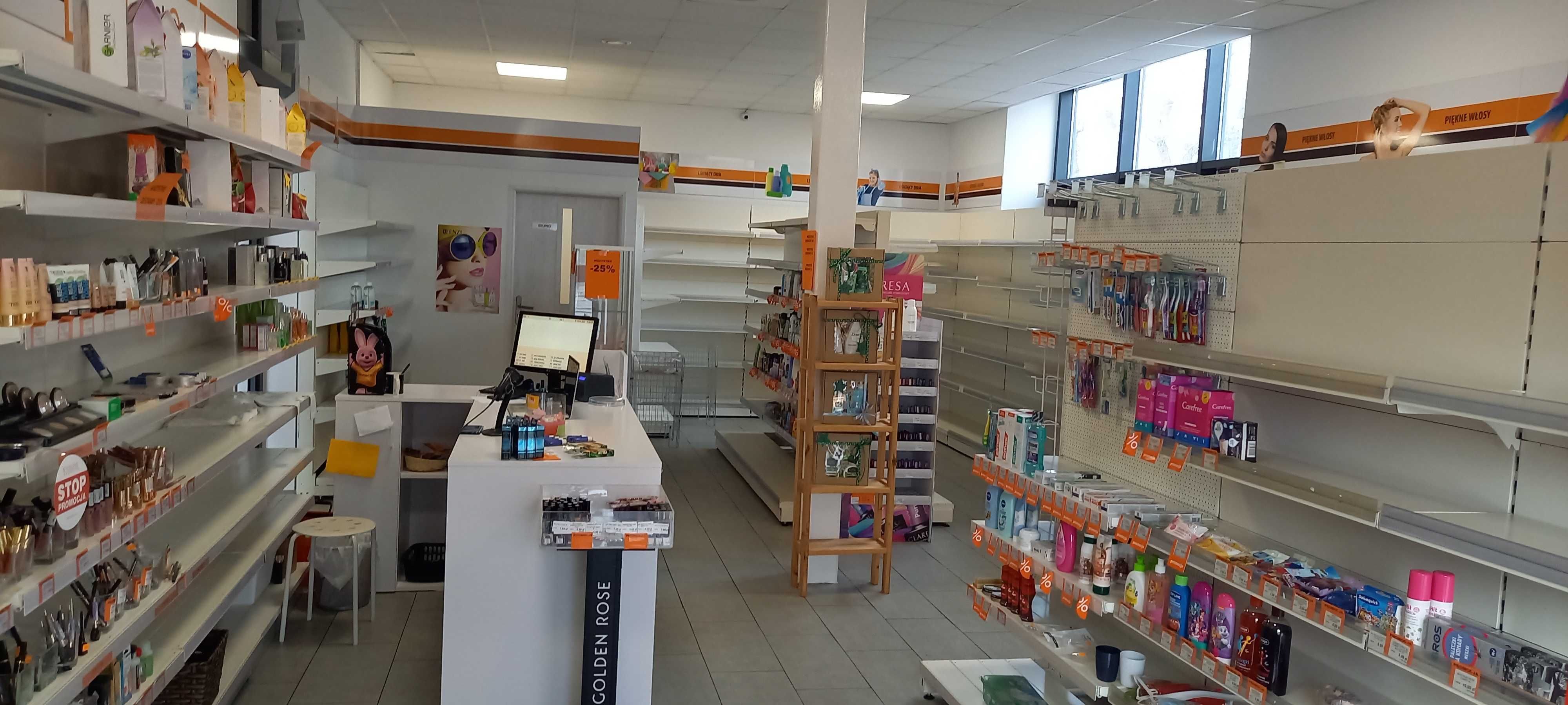 lokal do wynajęcia,66m2,centrum miejscowości,parter,wifi, duże witryny