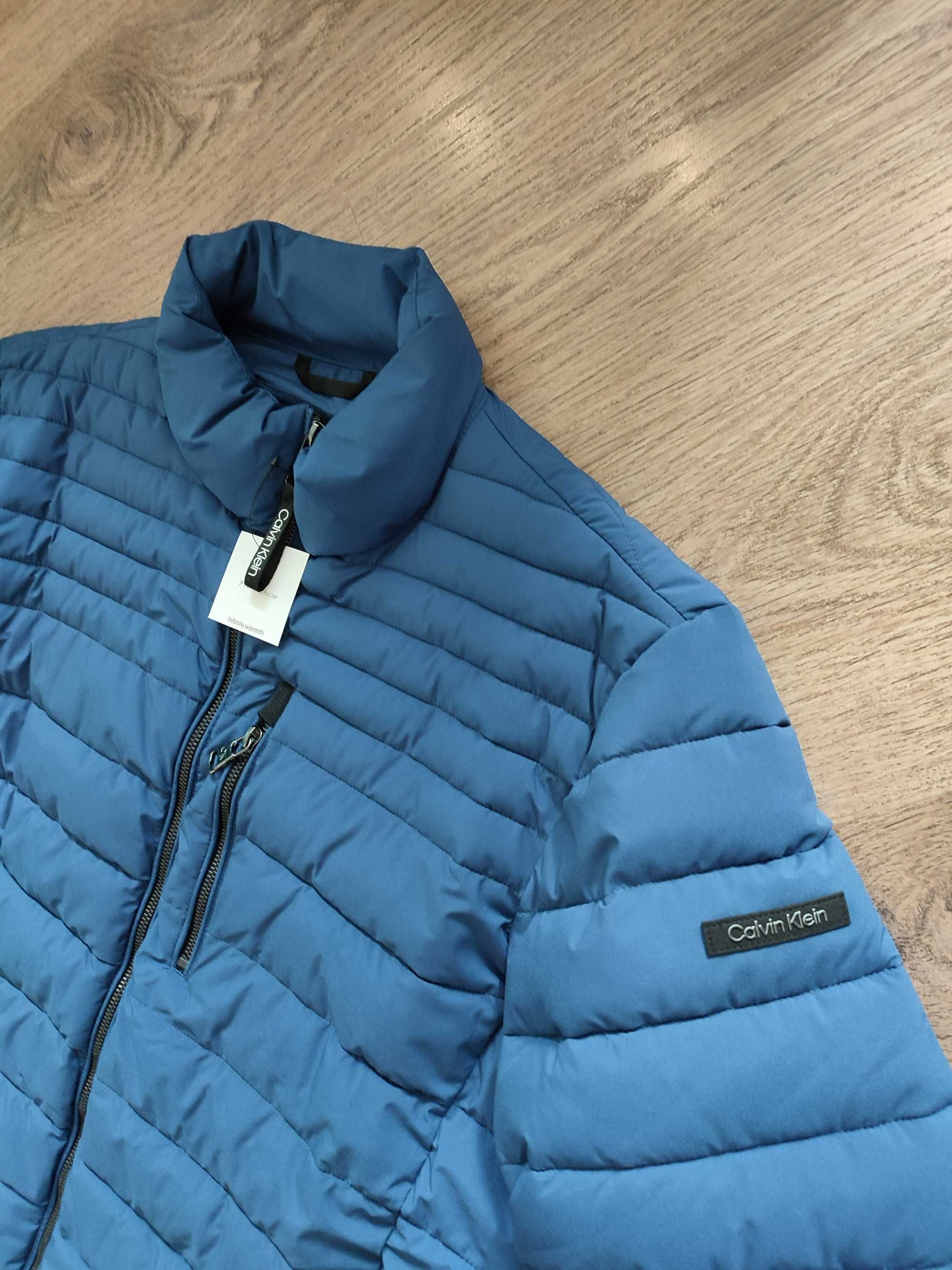 Calvin Klein Lightweight Puffer Водонепроникна куртка розмір M