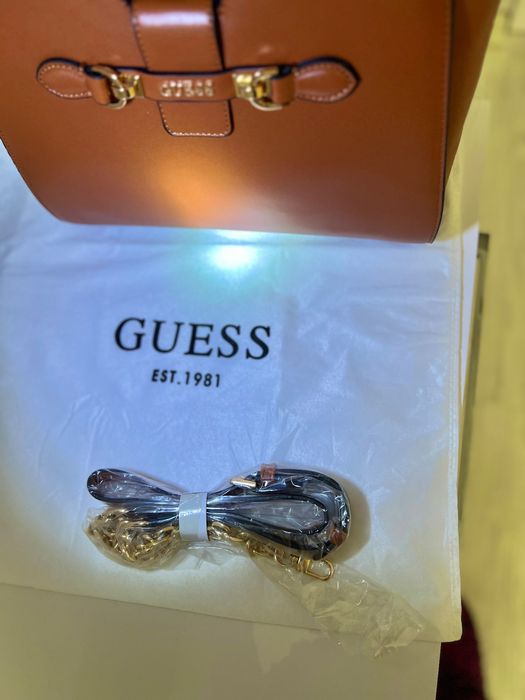 Guess сумка (брєнд)