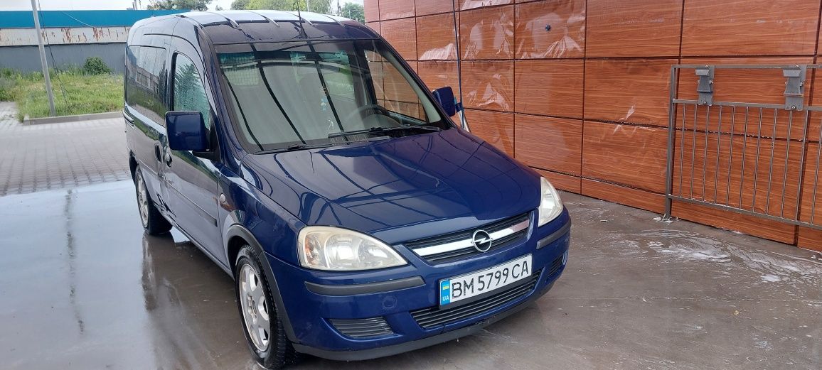 Opel combo c tour 1.7 cdti,