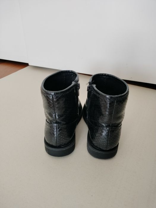 Botas pretas Zara • 22