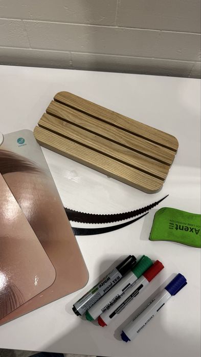 Дошки для викладача з нарощування вій