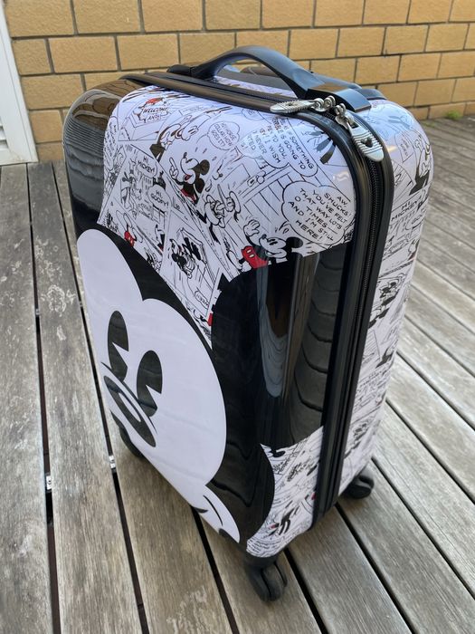 Mala de cabine rígida Mickey Mouse, Disneyland Paris
