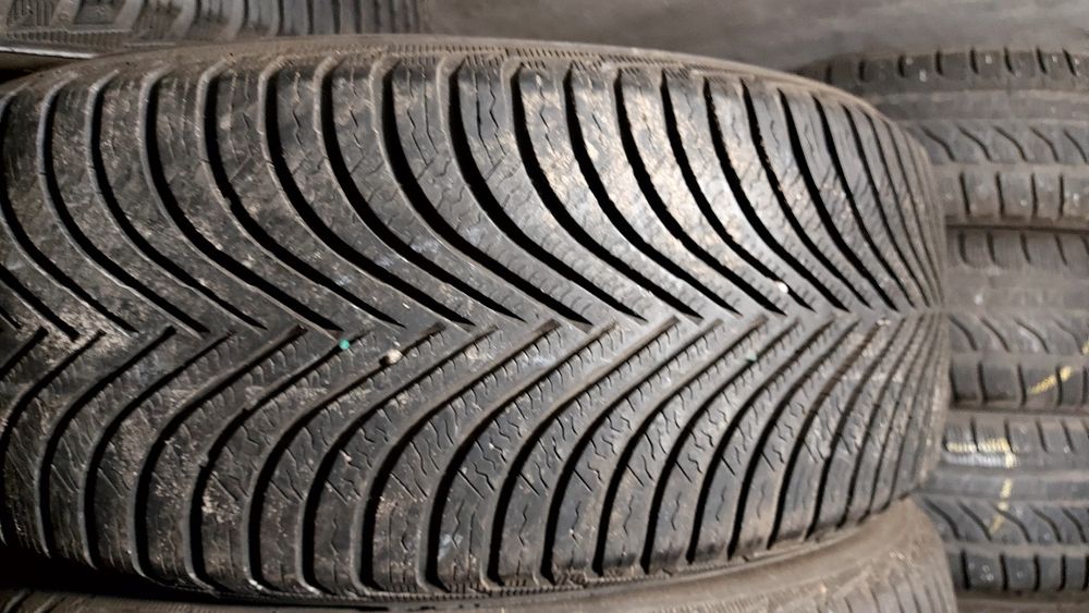 Шини Клебер-Ханкок;225/55/17;по три гарні літні та всесезонні пари шин