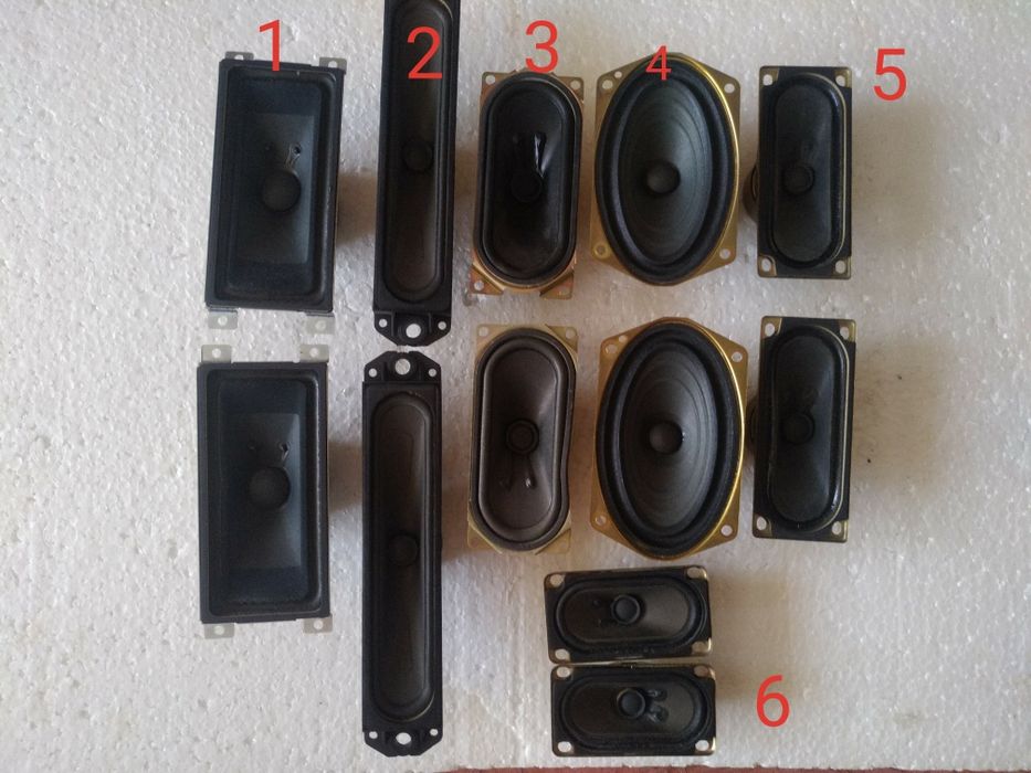 Динамики звуковые.