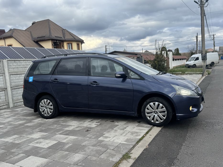 mitsubishi grandis 2004 рік
