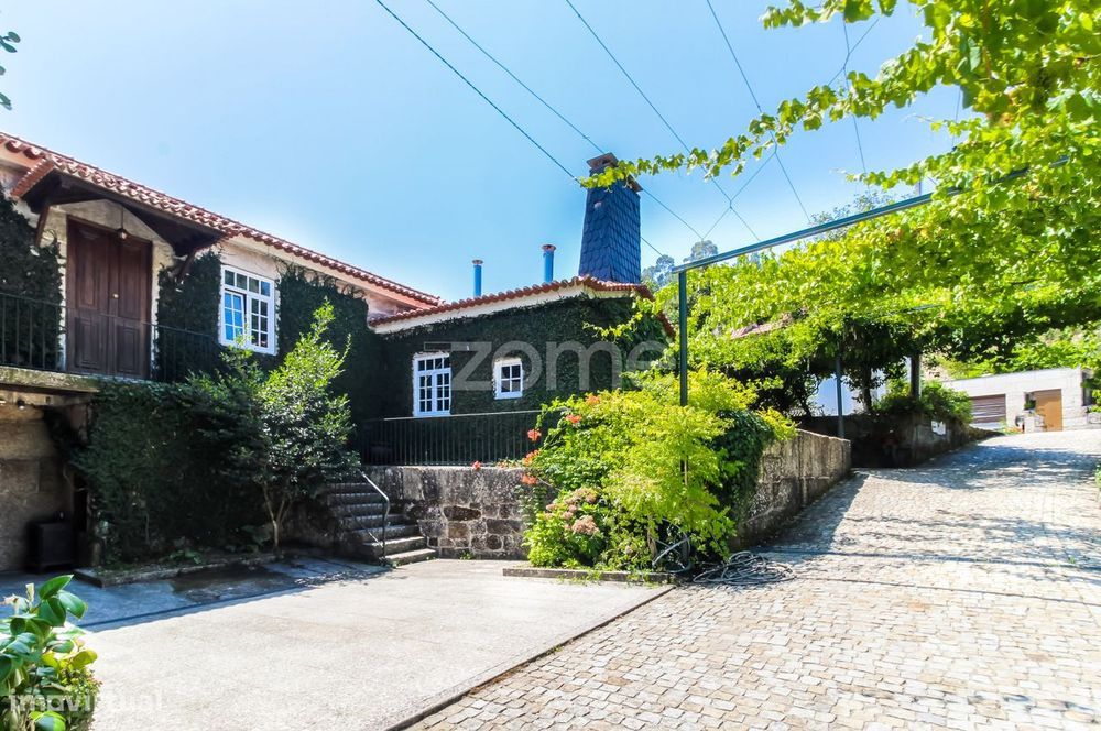Quinta T4 com piscina, vinha e capela - Gondar, Amarante