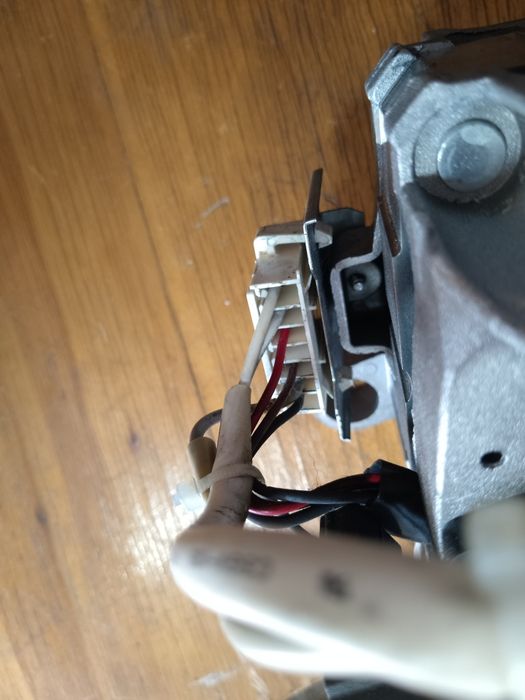 Мотор на стиральную машинку Indesit